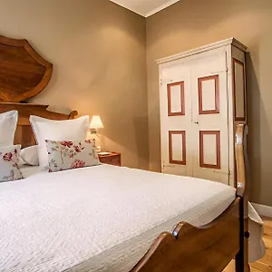 https://lhort-de-sant-cebria.topcostabravahotels.com